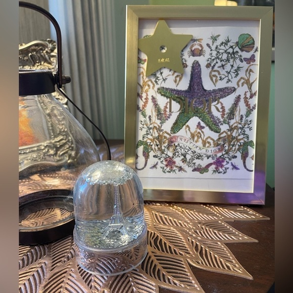 Beautiful framed authentic Dior paper gift bag, star charm & handmade bo… - Picture 12 of 15